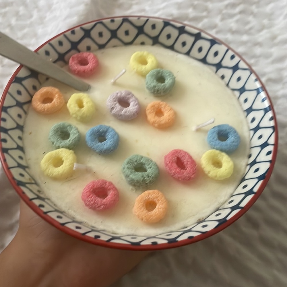 Candle - Picture 2 of 3